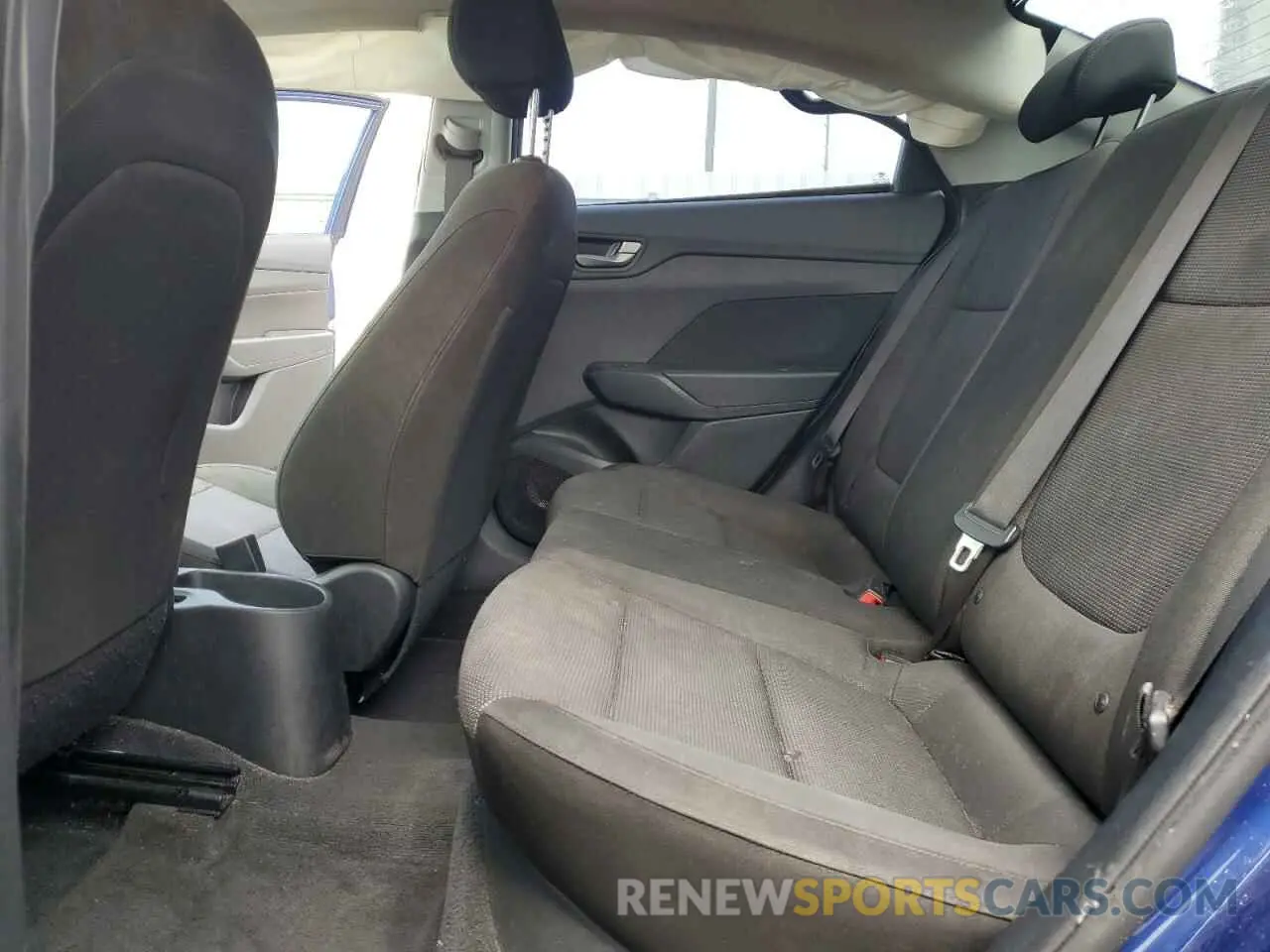 10 Photograph of a damaged car 3KPC24A35KE077528 HYUNDAI ACCENT 2019