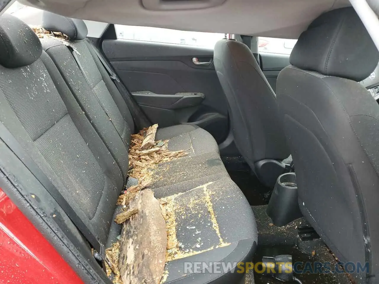 10 Photograph of a damaged car 3KPC24A35KE083992 HYUNDAI ACCENT 2019