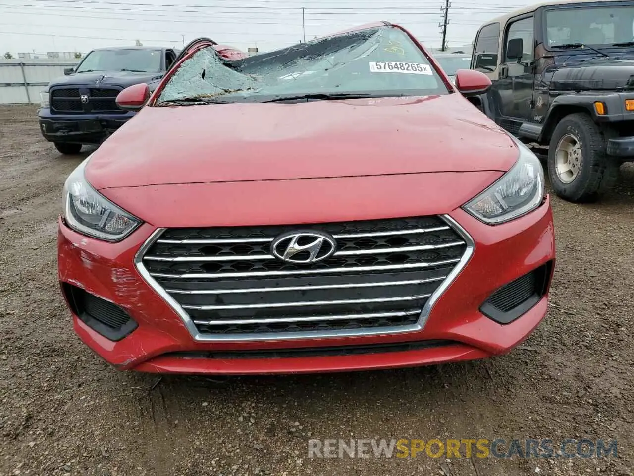 5 Photograph of a damaged car 3KPC24A35KE083992 HYUNDAI ACCENT 2019