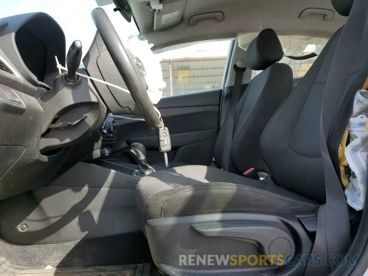 7 Photograph of a damaged car 3KPC24A36KE045087 HYUNDAI ACCENT 2019