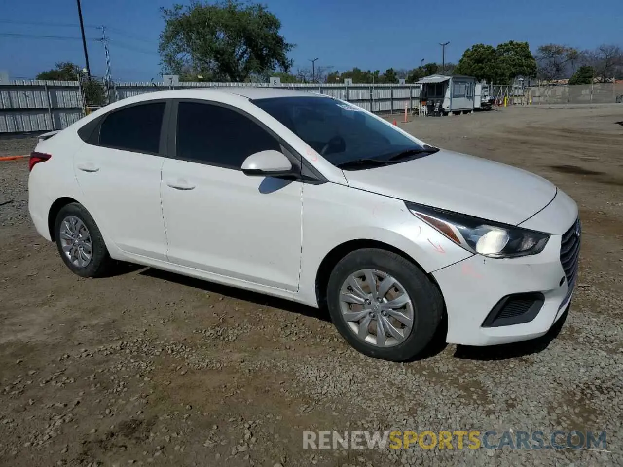 4 Photograph of a damaged car 3KPC24A36KE050757 HYUNDAI ACCENT 2019