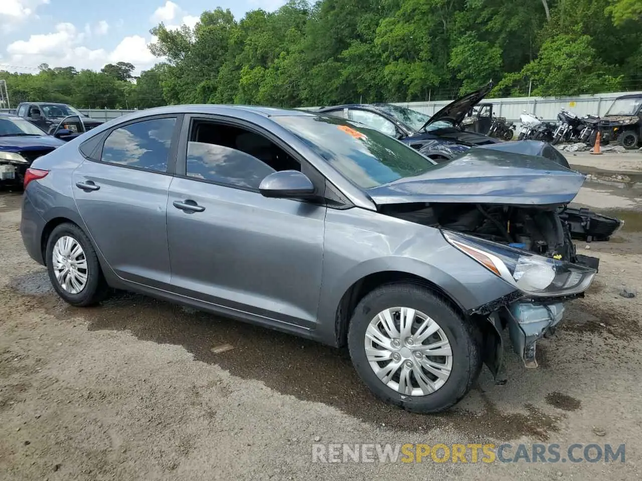 4 Photograph of a damaged car 3KPC24A36KE055375 HYUNDAI ACCENT 2019