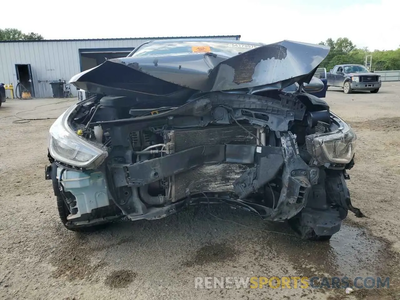 5 Photograph of a damaged car 3KPC24A36KE055375 HYUNDAI ACCENT 2019