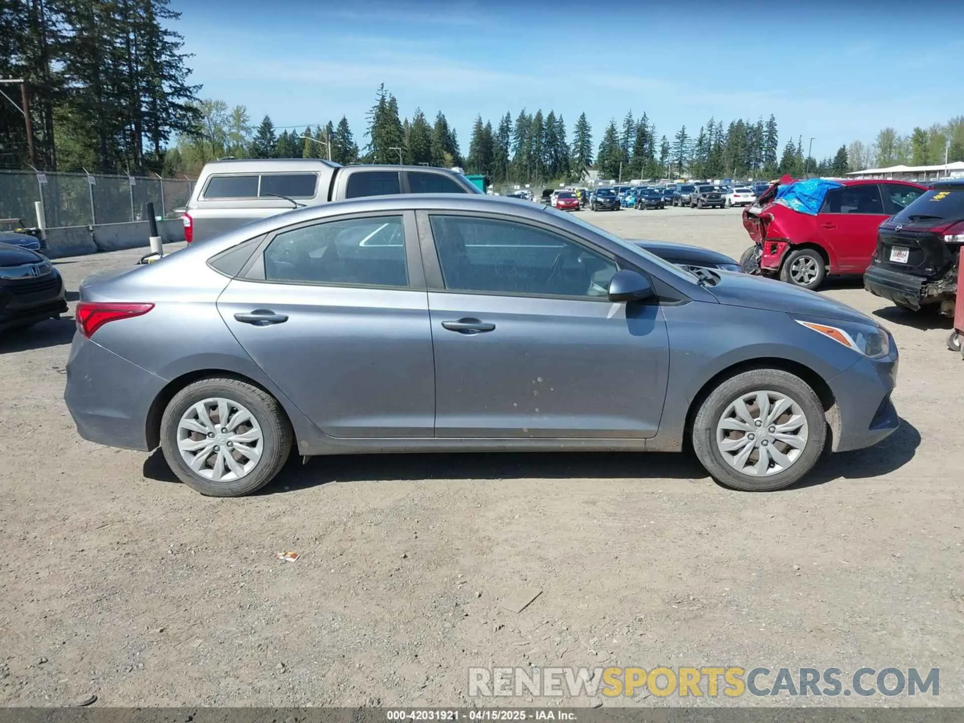 13 Photograph of a damaged car 3KPC24A36KE062780 HYUNDAI ACCENT 2019