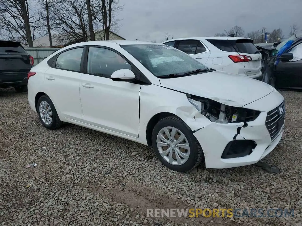 4 Photograph of a damaged car 3KPC24A36KE066005 HYUNDAI ACCENT 2019