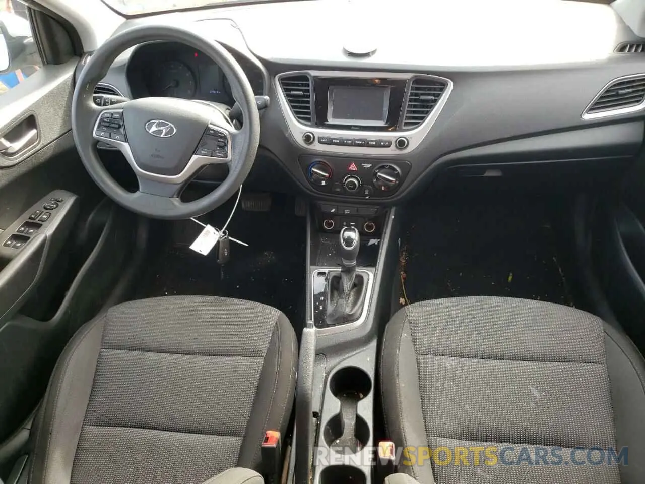 8 Photograph of a damaged car 3KPC24A36KE069941 HYUNDAI ACCENT 2019