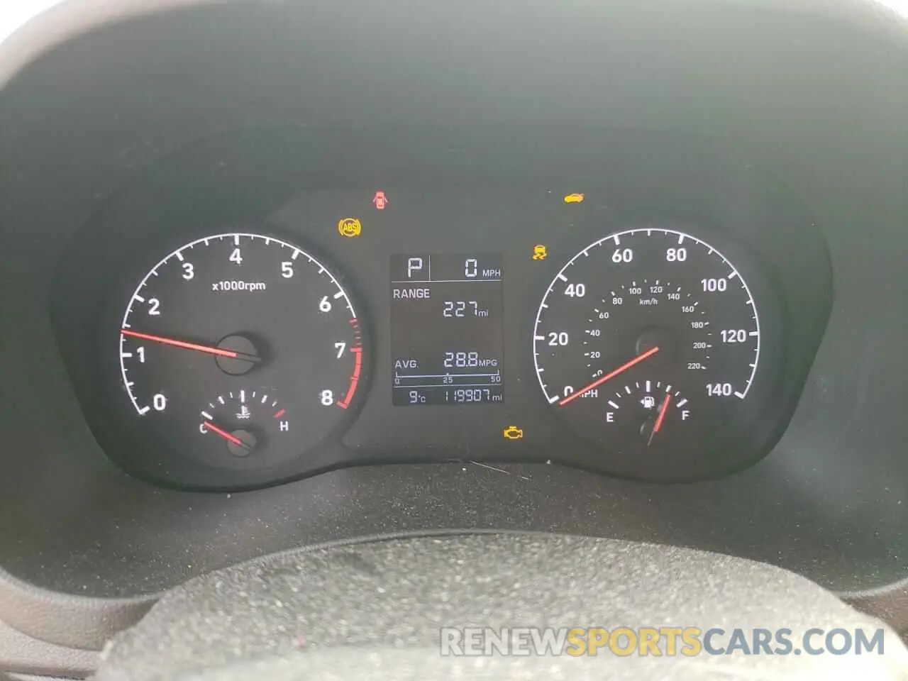 9 Photograph of a damaged car 3KPC24A36KE069941 HYUNDAI ACCENT 2019
