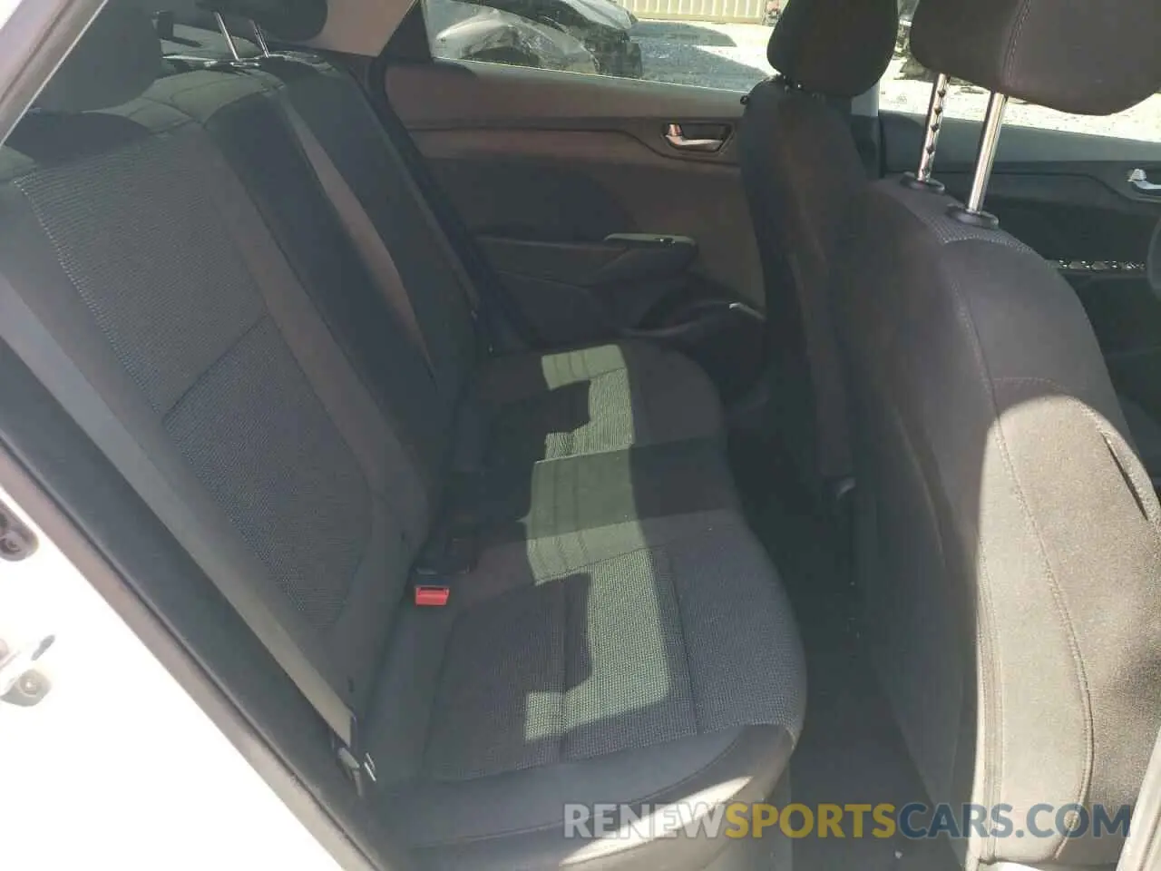 10 Photograph of a damaged car 3KPC24A36KE080020 HYUNDAI ACCENT 2019