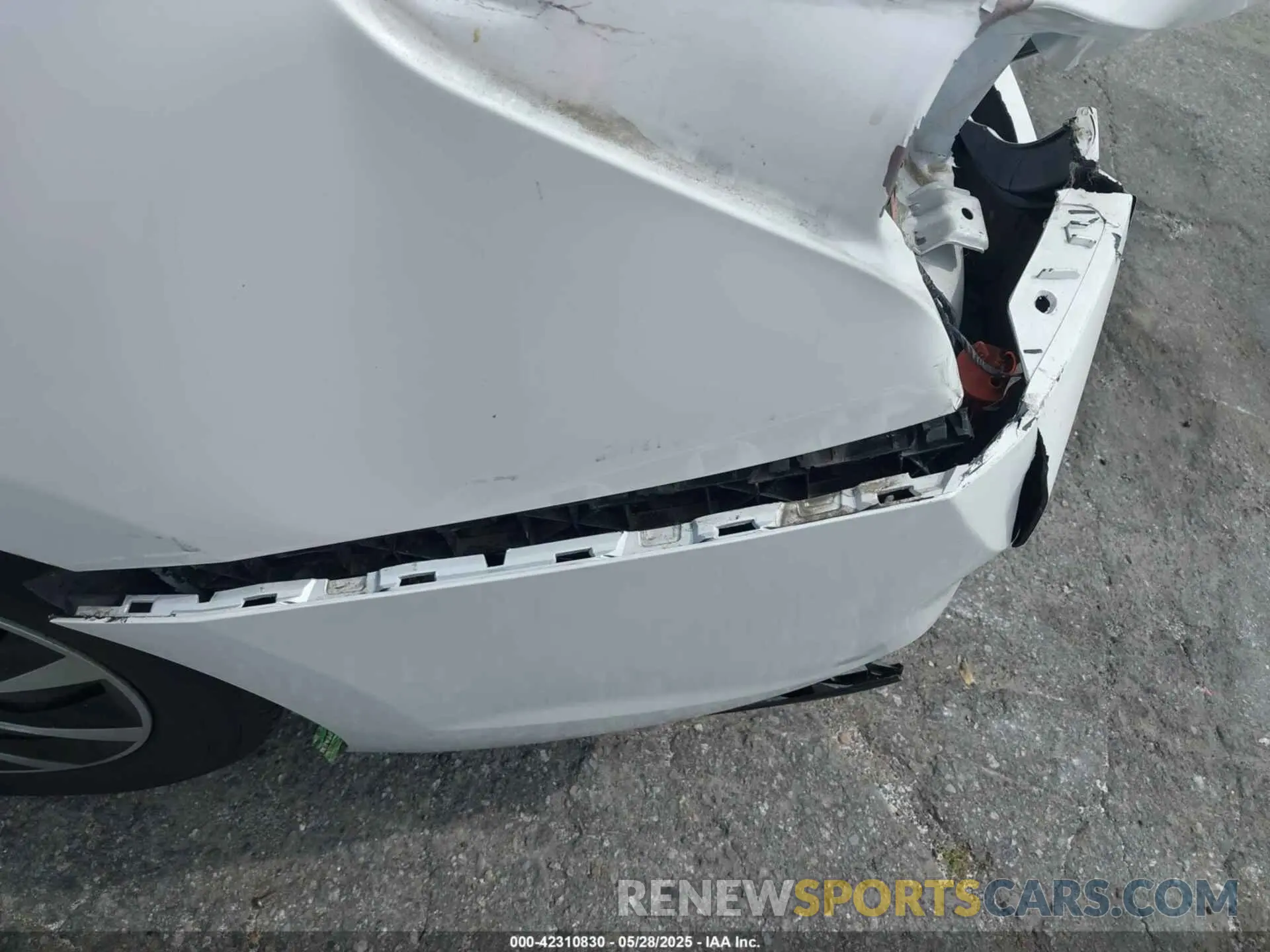 18 Photograph of a damaged car 3KPC24A36KE088019 HYUNDAI ACCENT 2019