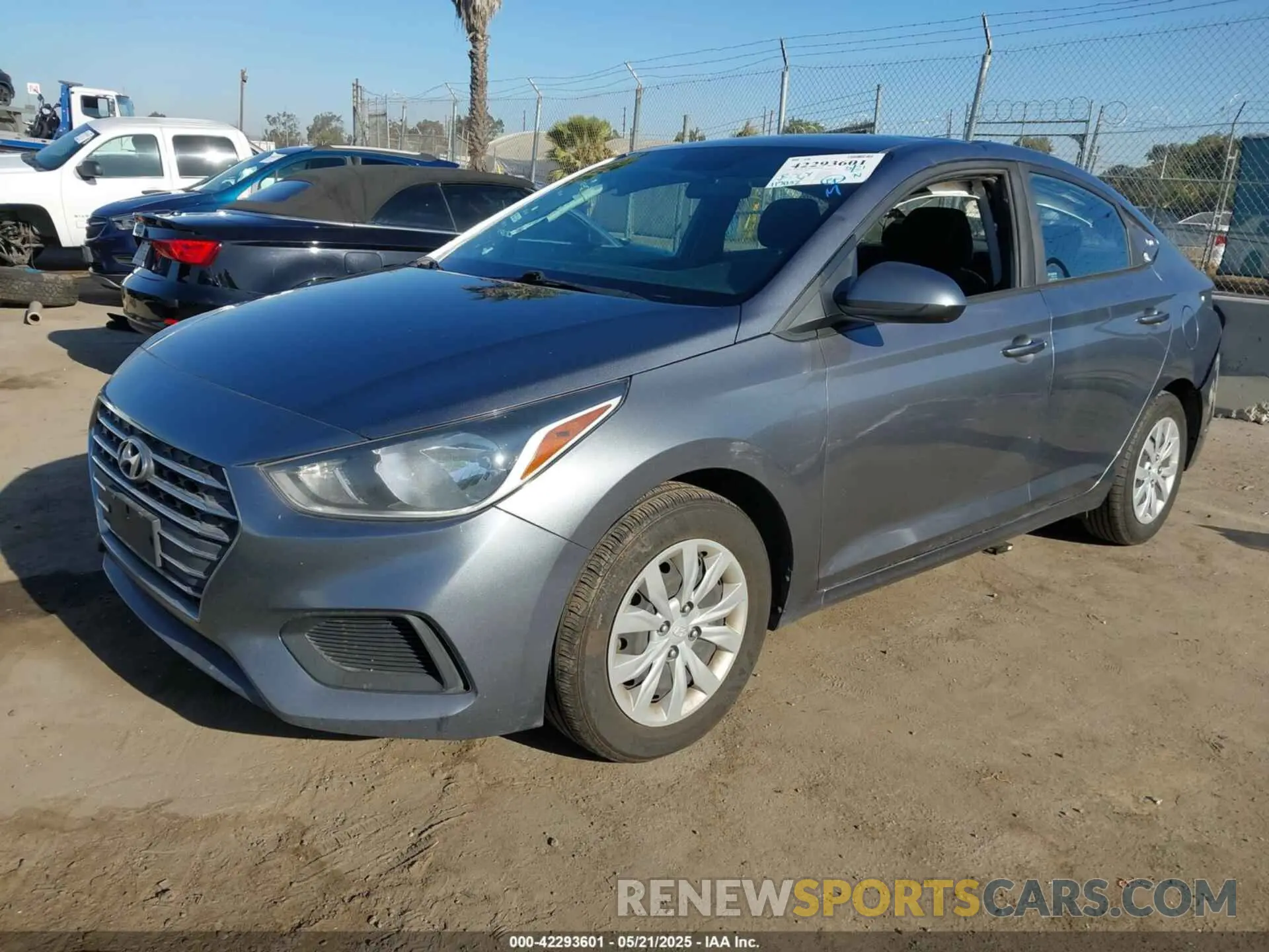 2 Photograph of a damaged car 3KPC24A37KE063033 HYUNDAI ACCENT 2019
