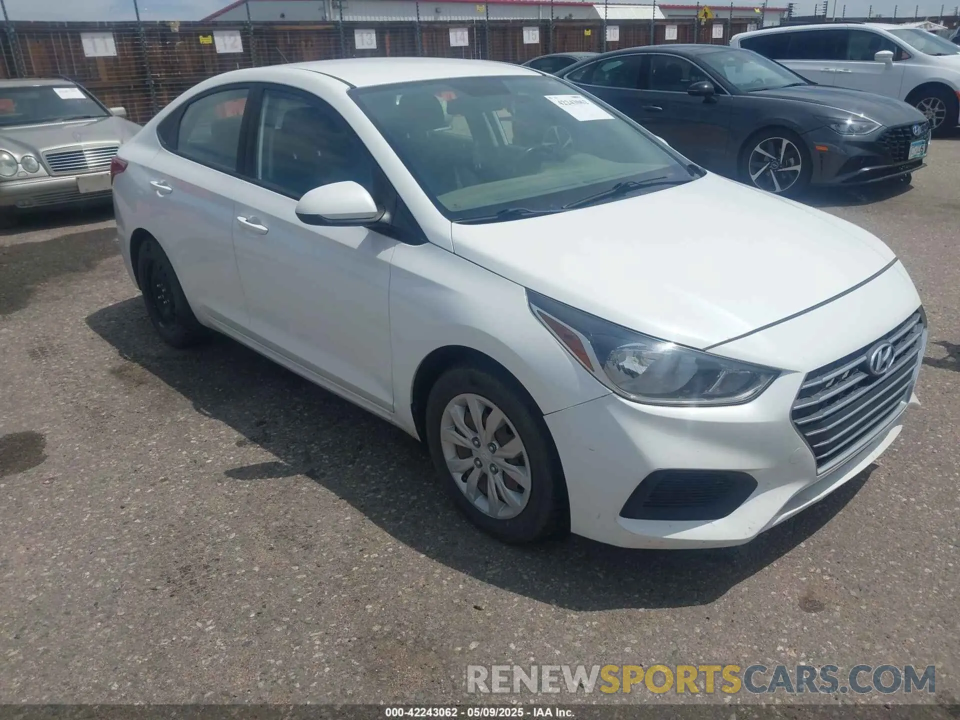 1 Photograph of a damaged car 3KPC24A37KE064991 HYUNDAI ACCENT 2019