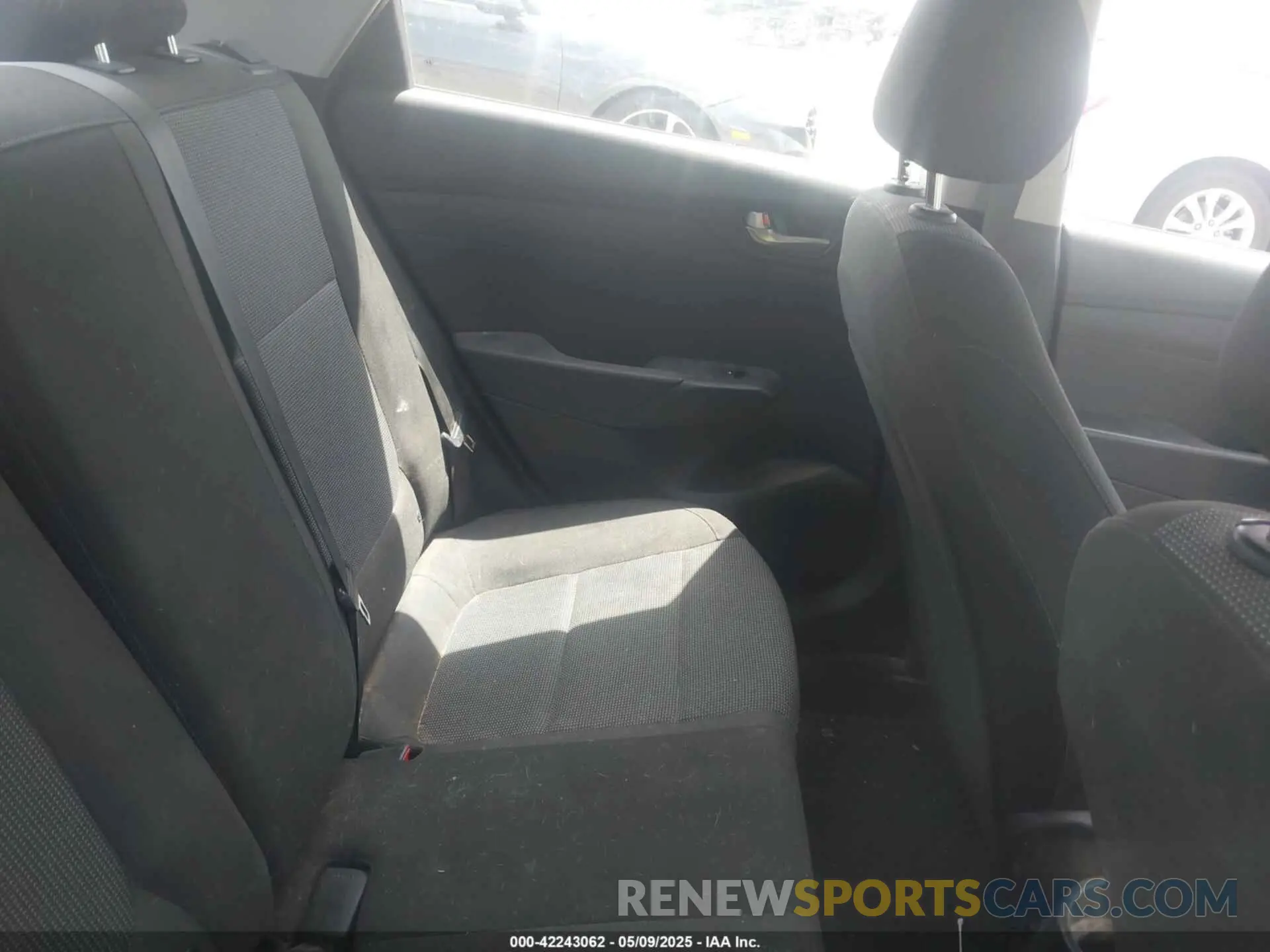 8 Photograph of a damaged car 3KPC24A37KE064991 HYUNDAI ACCENT 2019