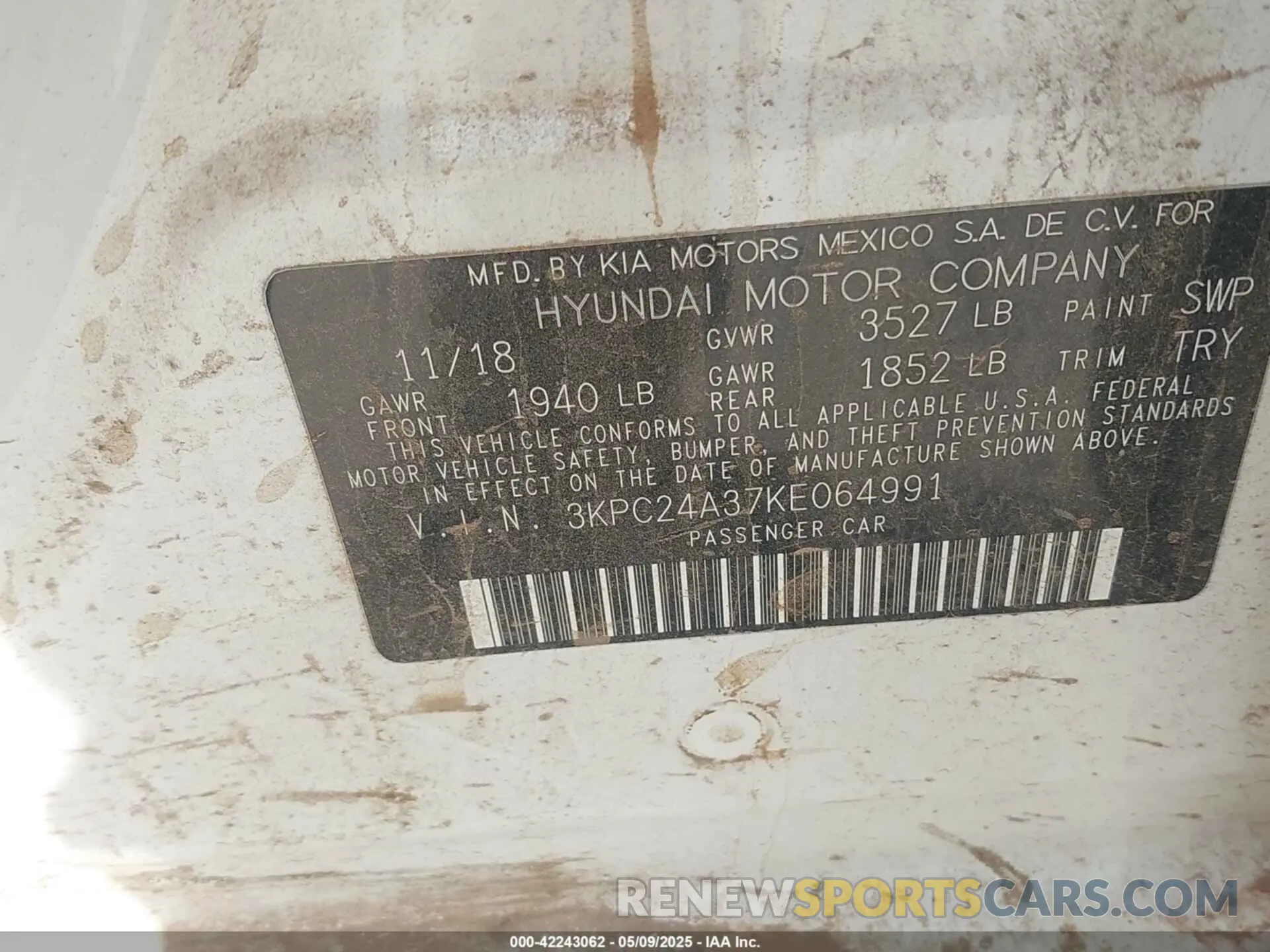 9 Photograph of a damaged car 3KPC24A37KE064991 HYUNDAI ACCENT 2019