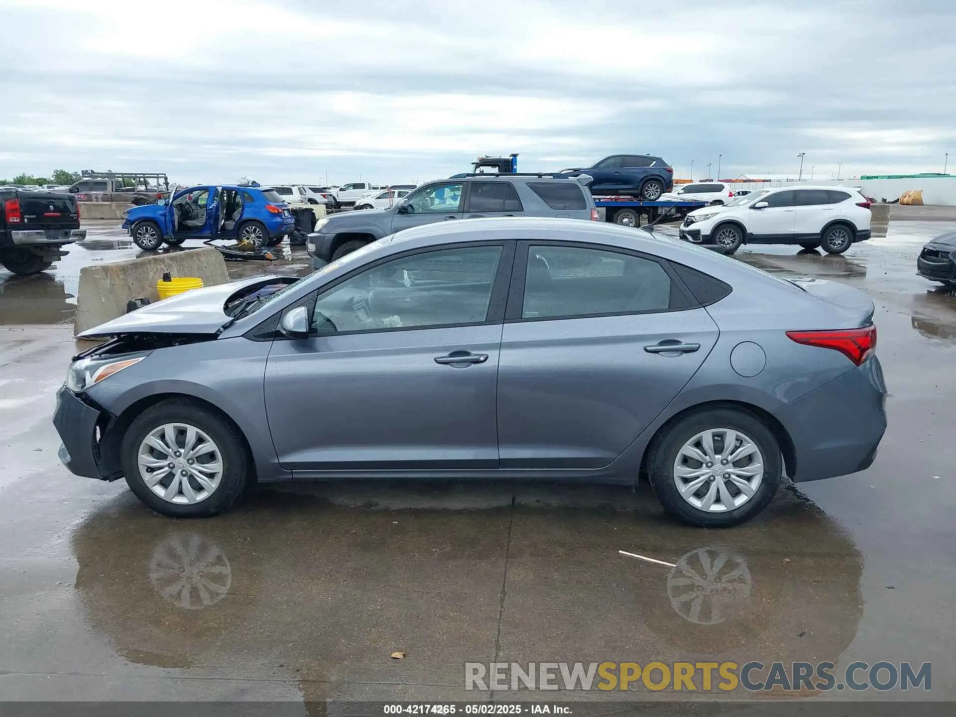14 Photograph of a damaged car 3KPC24A37KE071620 HYUNDAI ACCENT 2019
