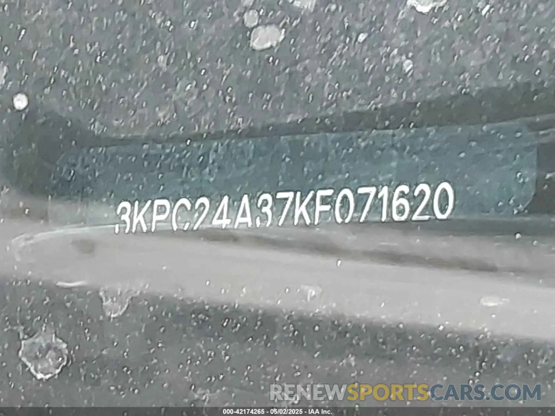17 Photograph of a damaged car 3KPC24A37KE071620 HYUNDAI ACCENT 2019