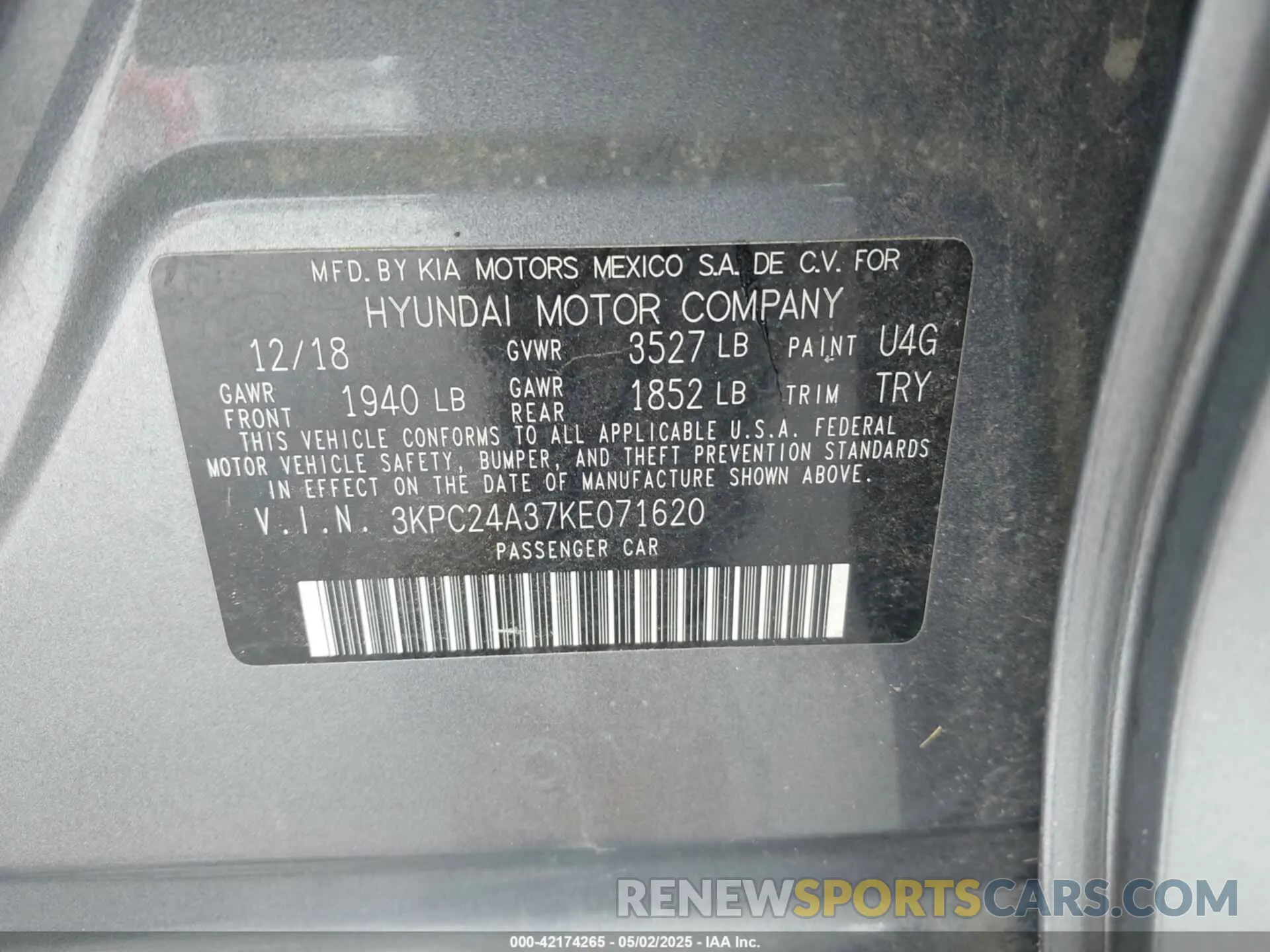 9 Photograph of a damaged car 3KPC24A37KE071620 HYUNDAI ACCENT 2019