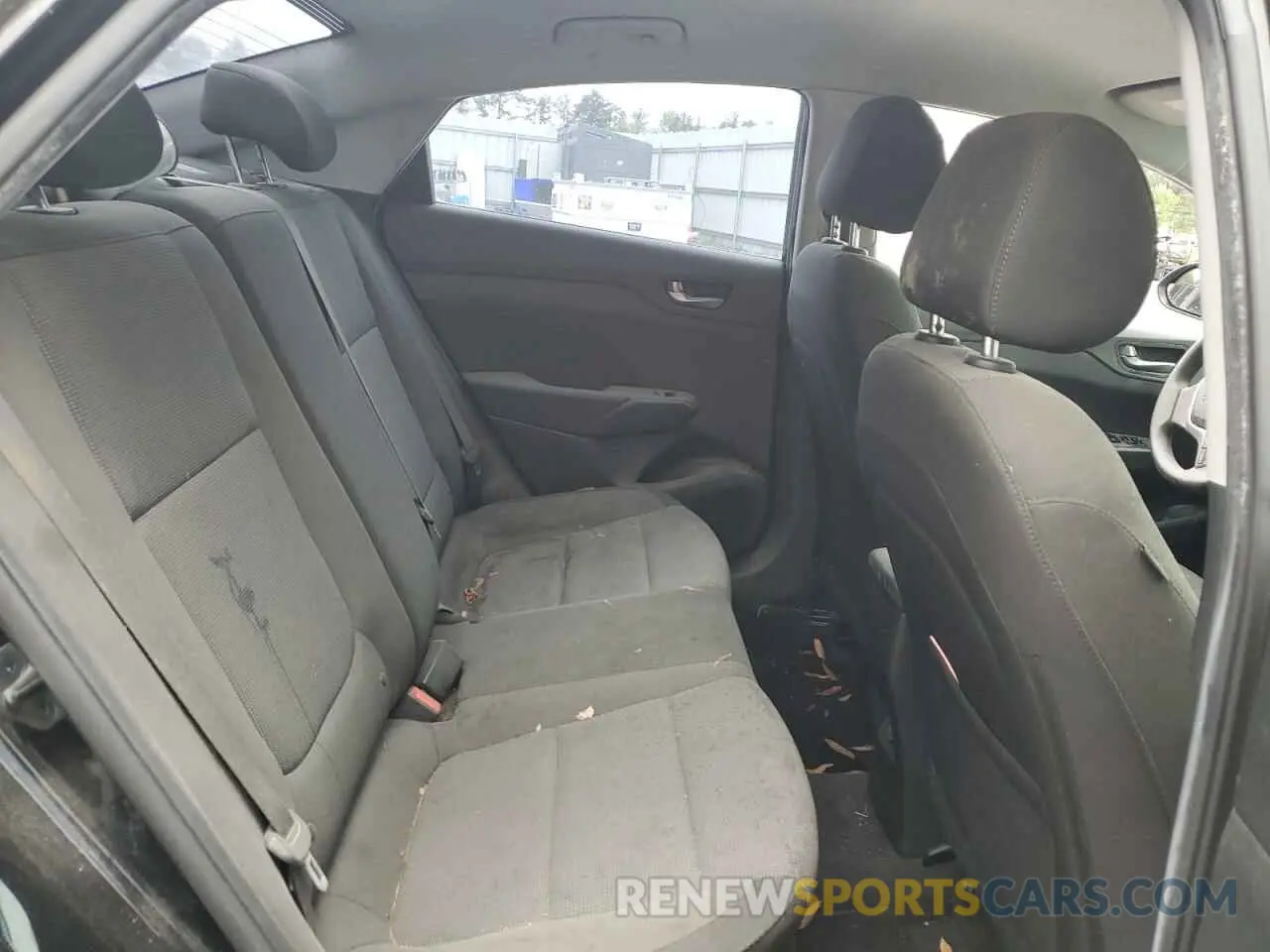 10 Photograph of a damaged car 3KPC24A37KE074193 HYUNDAI ACCENT 2019