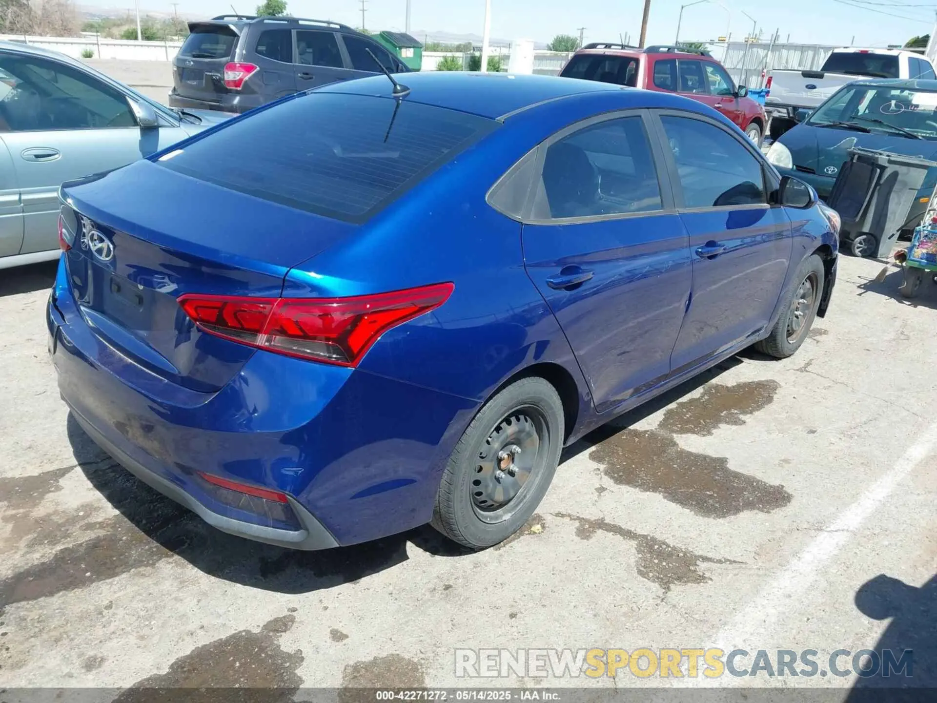 4 Photograph of a damaged car 3KPC24A38KE056589 HYUNDAI ACCENT 2019