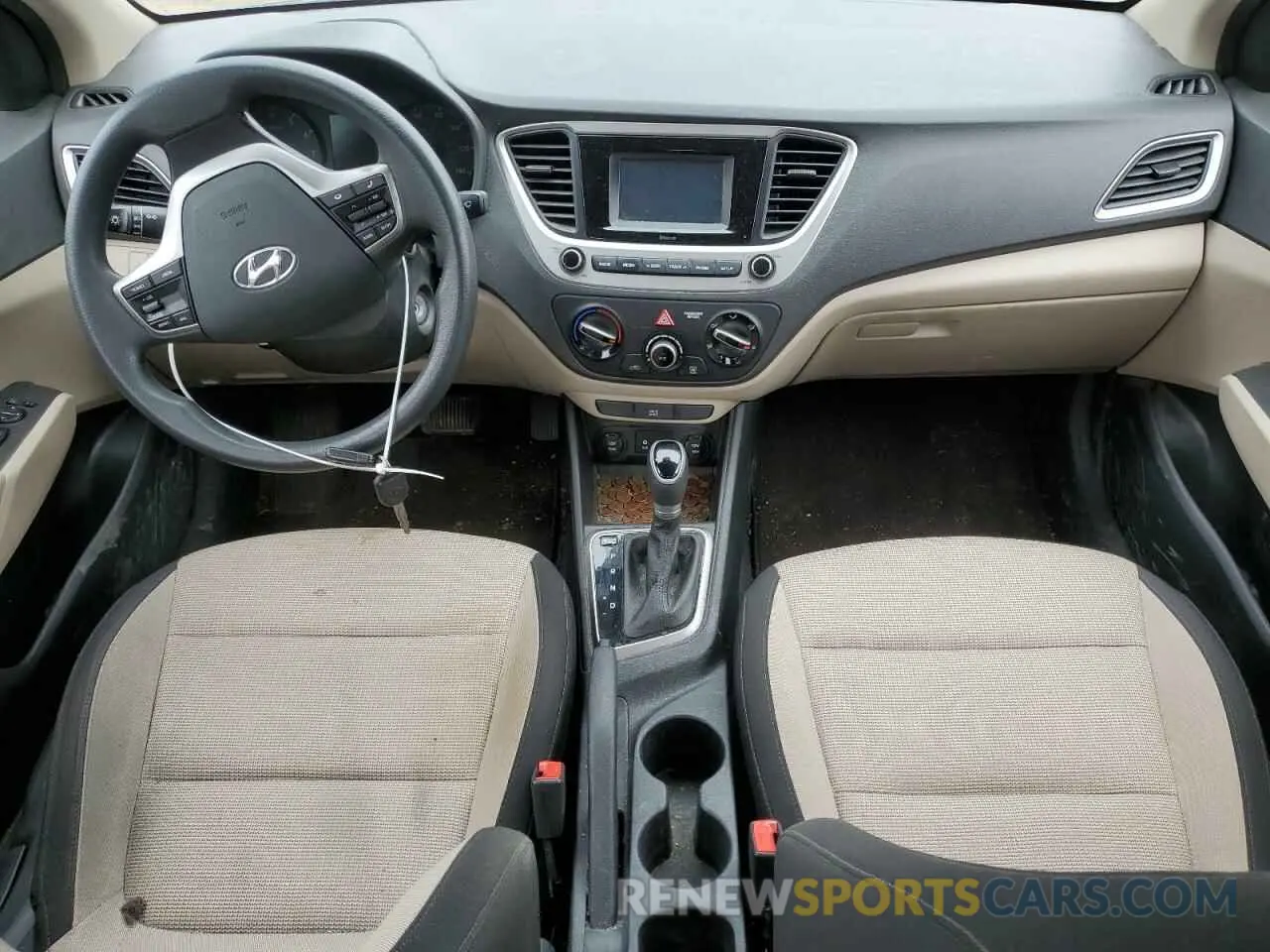 8 Photograph of a damaged car 3KPC24A38KE060867 HYUNDAI ACCENT 2019