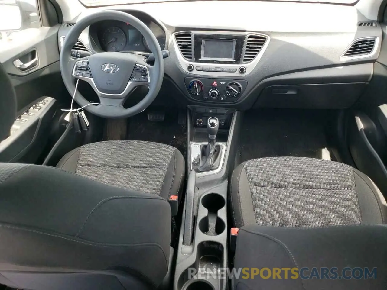 8 Photograph of a damaged car 3KPC24A38KE066782 HYUNDAI ACCENT 2019
