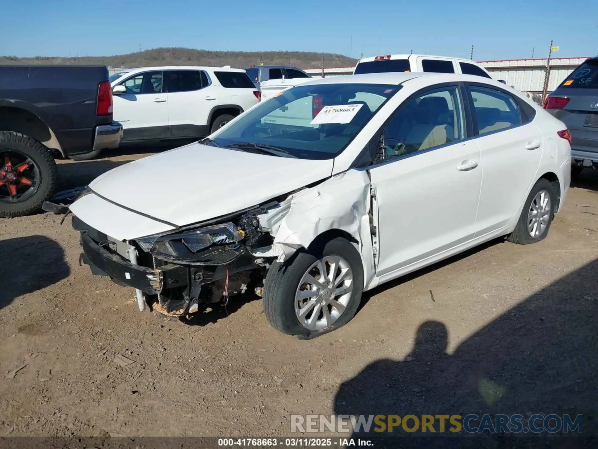 2 Photograph of a damaged car 3KPC24A38KE068774 HYUNDAI ACCENT 2019