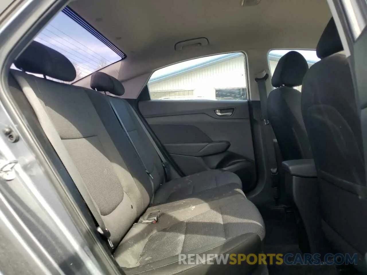 10 Photograph of a damaged car 3KPC24A38KE068841 HYUNDAI ACCENT 2019