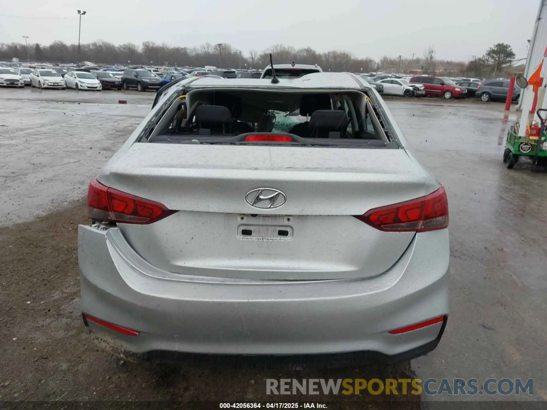 16 Photograph of a damaged car 3KPC24A38KE071142 HYUNDAI ACCENT 2019