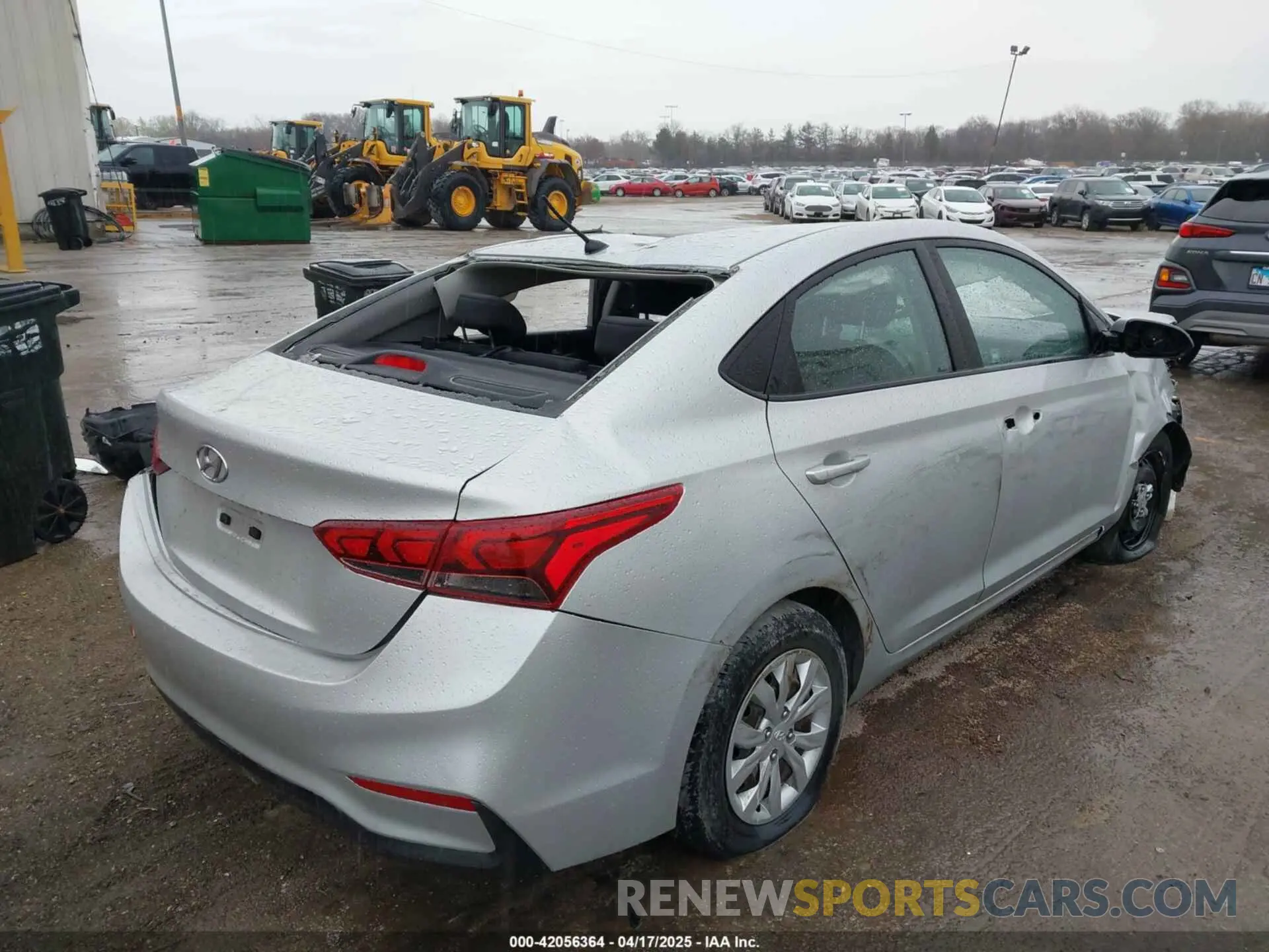 4 Photograph of a damaged car 3KPC24A38KE071142 HYUNDAI ACCENT 2019