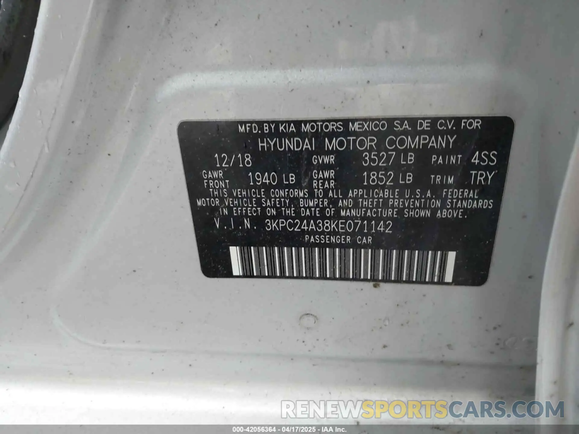 9 Photograph of a damaged car 3KPC24A38KE071142 HYUNDAI ACCENT 2019