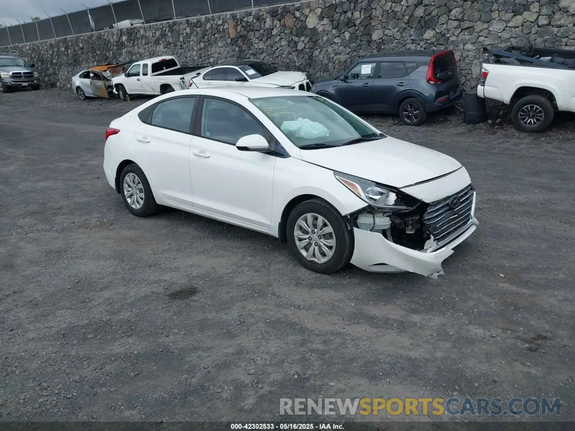 1 Photograph of a damaged car 3KPC24A38KE071352 HYUNDAI ACCENT 2019