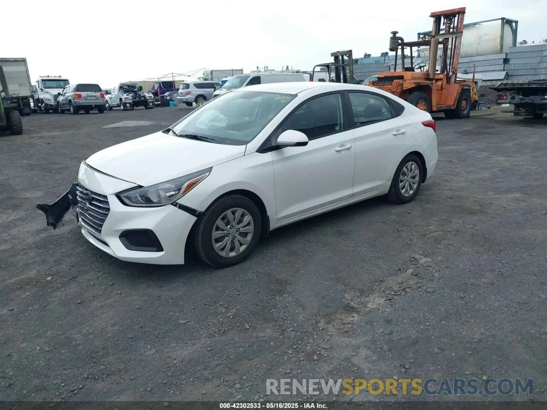 2 Photograph of a damaged car 3KPC24A38KE071352 HYUNDAI ACCENT 2019