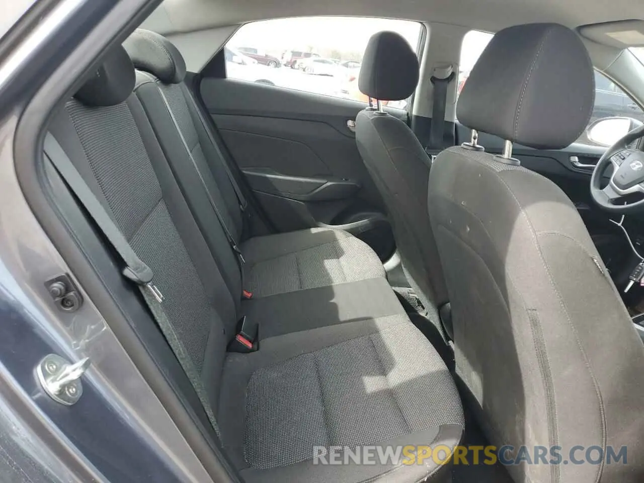 10 Photograph of a damaged car 3KPC24A38KE087678 HYUNDAI ACCENT 2019