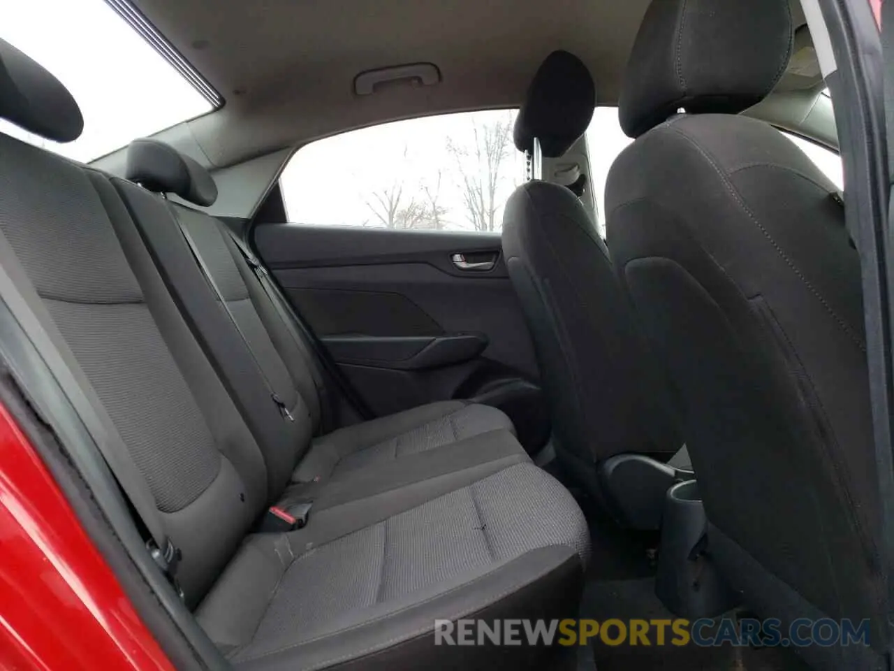 10 Photograph of a damaged car 3KPC24A39KE040840 HYUNDAI ACCENT 2019