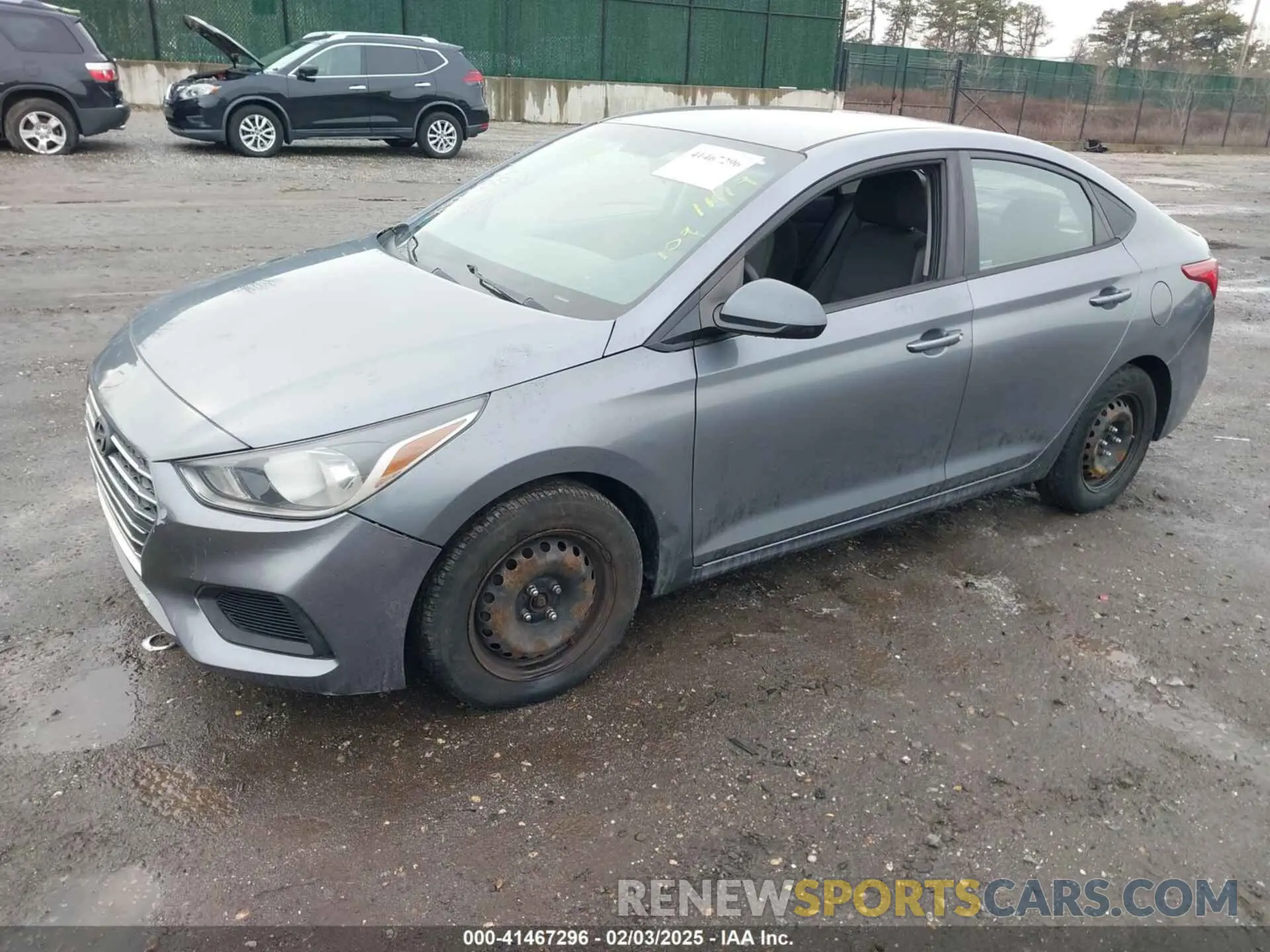 2 Photograph of a damaged car 3KPC24A39KE042894 HYUNDAI ACCENT 2019