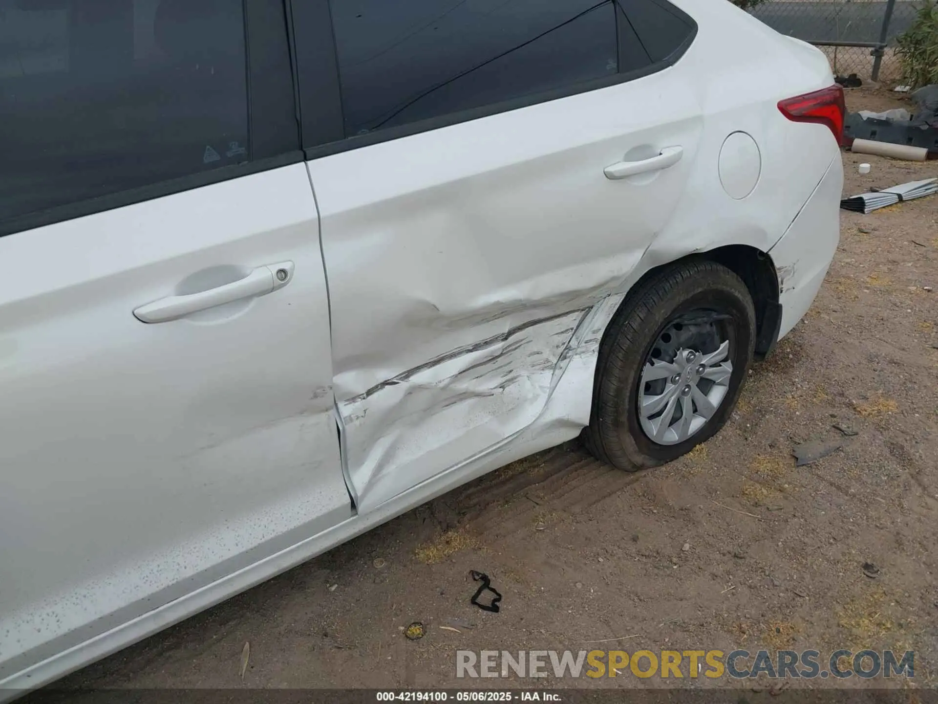 6 Photograph of a damaged car 3KPC24A39KE058061 HYUNDAI ACCENT 2019