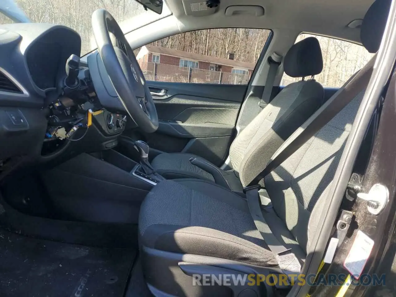 7 Photograph of a damaged car 3KPC24A39KE058271 HYUNDAI ACCENT 2019