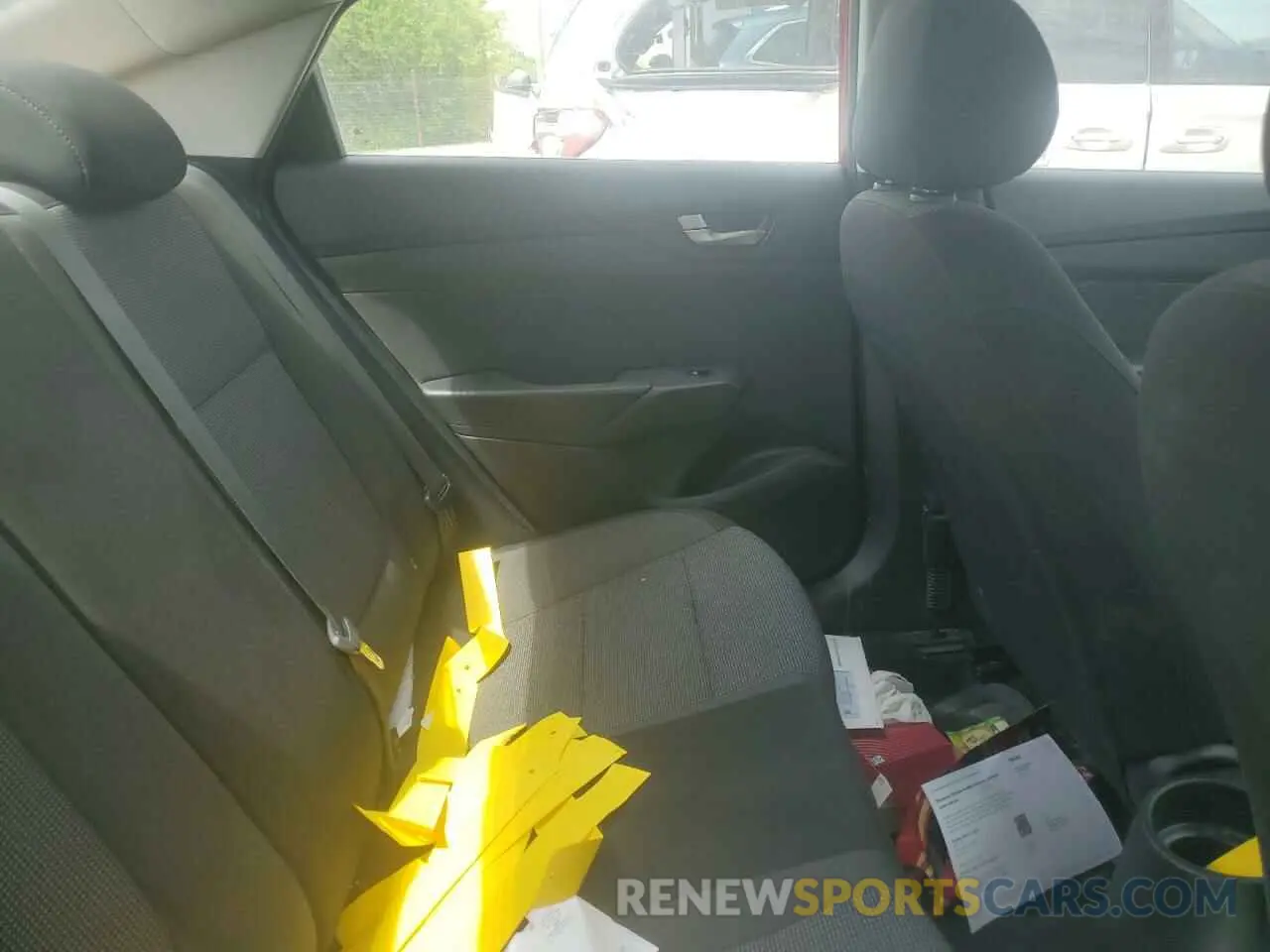 10 Photograph of a damaged car 3KPC24A39KE058593 HYUNDAI ACCENT 2019