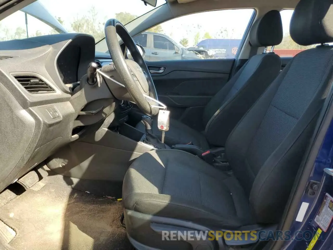 7 Photograph of a damaged car 3KPC24A39KE061963 HYUNDAI ACCENT 2019