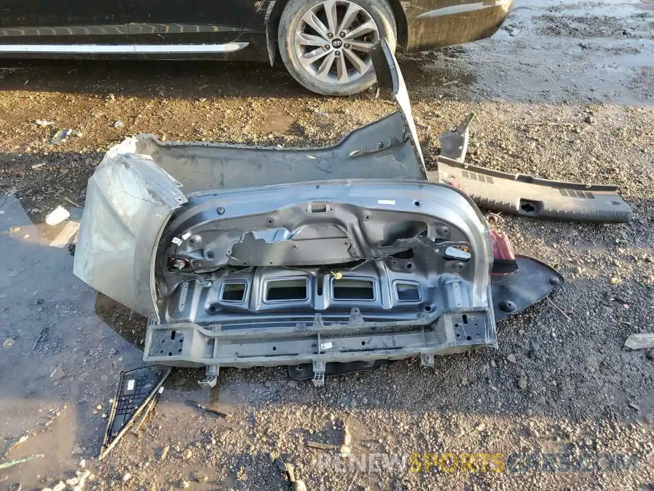 12 Photograph of a damaged car 3KPC24A39KE064247 HYUNDAI ACCENT 2019