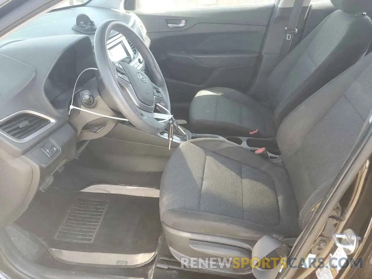 7 Photograph of a damaged car 3KPC24A39KE067326 HYUNDAI ACCENT 2019