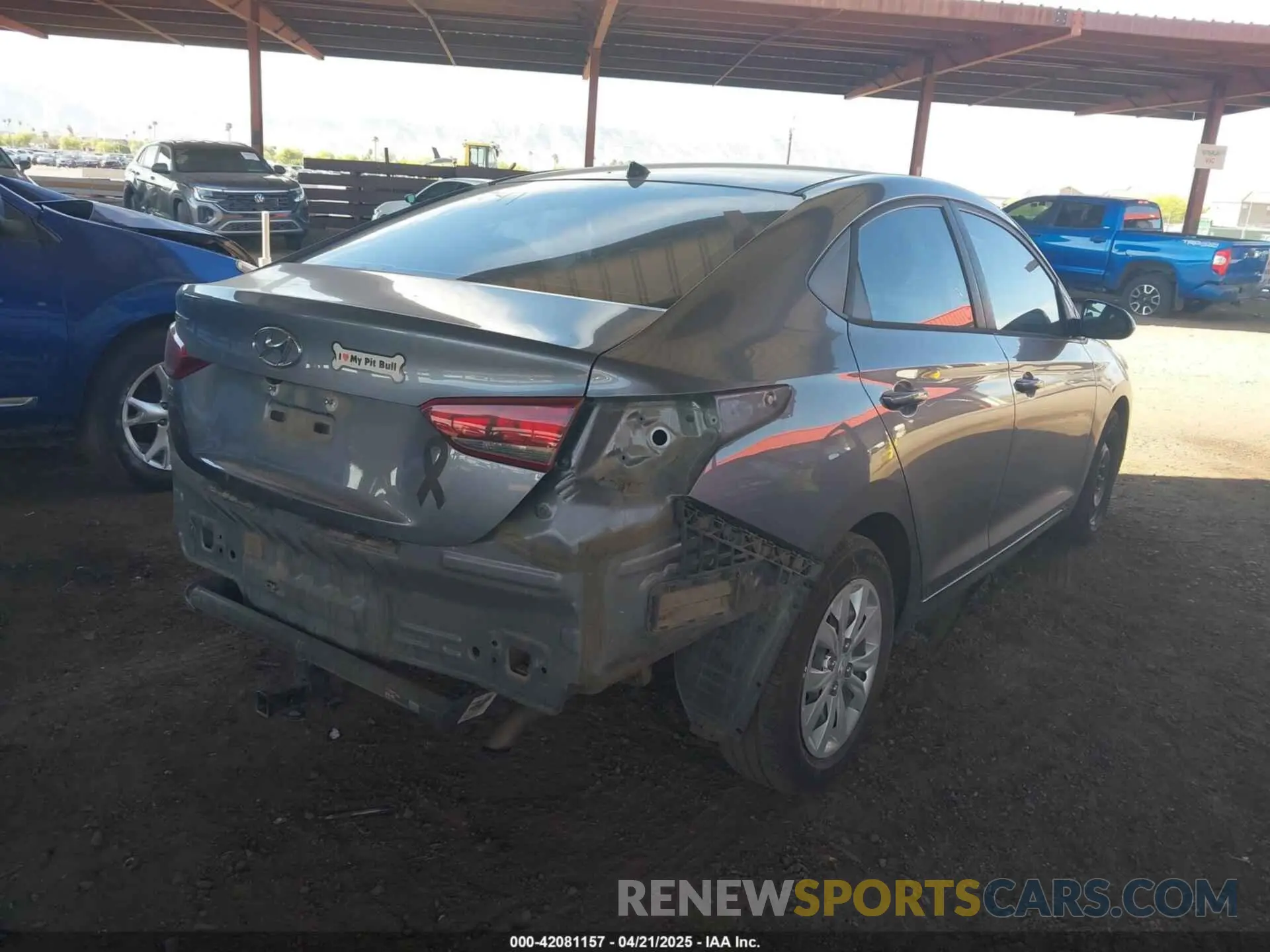 18 Photograph of a damaged car 3KPC24A39KE069612 HYUNDAI ACCENT 2019