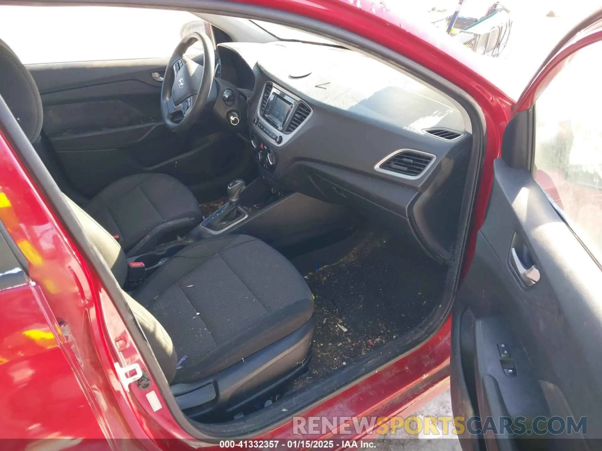 5 Photograph of a damaged car 3KPC24A39KE079802 HYUNDAI ACCENT 2019