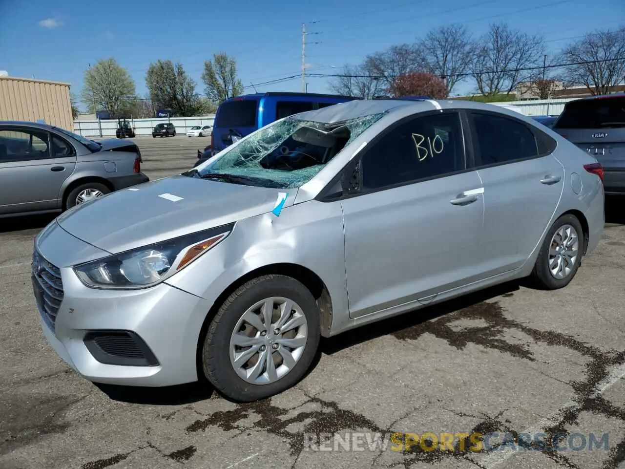1 Photograph of a damaged car 3KPC24A3XKE046274 HYUNDAI ACCENT 2019