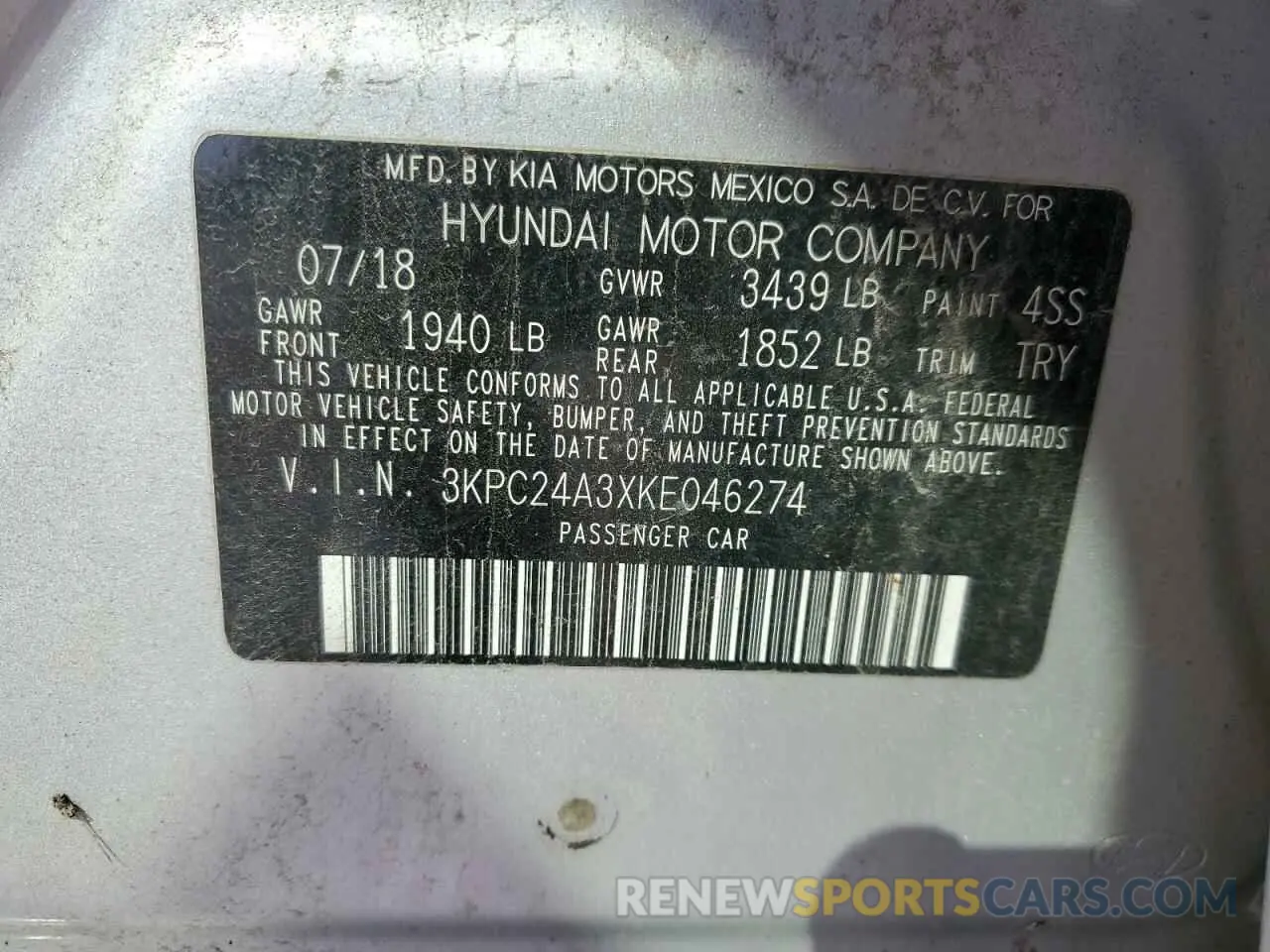 12 Photograph of a damaged car 3KPC24A3XKE046274 HYUNDAI ACCENT 2019