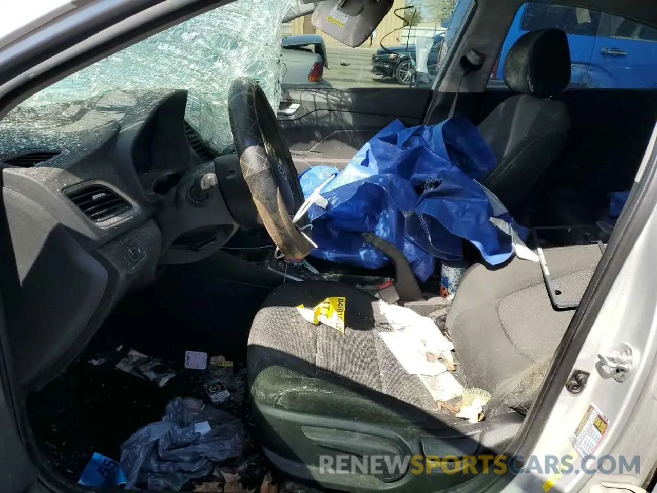 7 Photograph of a damaged car 3KPC24A3XKE046274 HYUNDAI ACCENT 2019