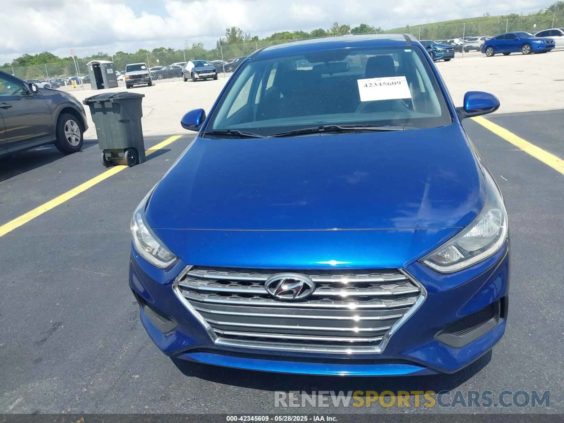 13 Photograph of a damaged car 3KPC24A3XKE058361 HYUNDAI ACCENT 2019