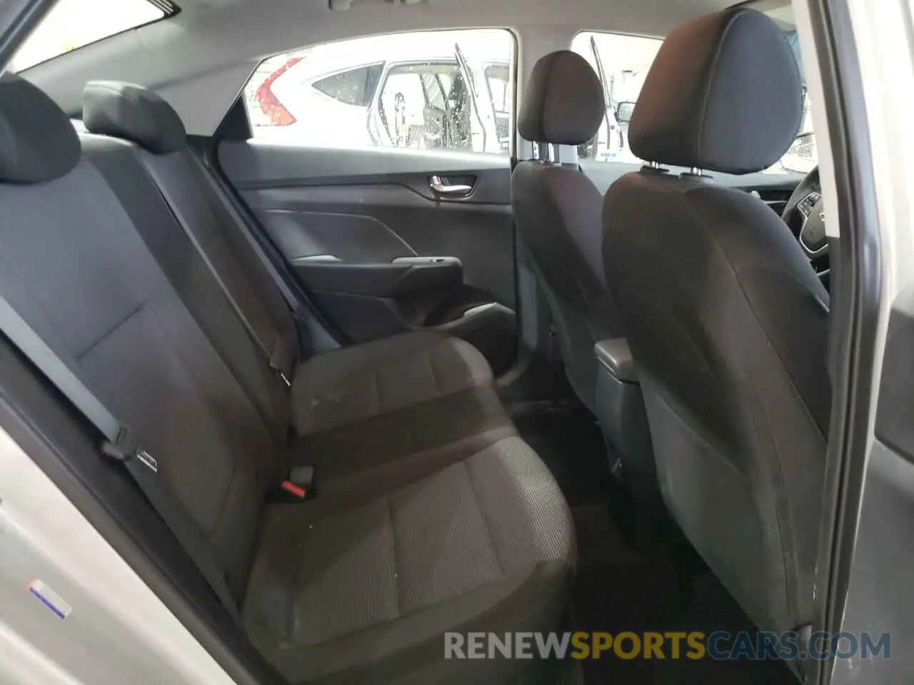 10 Photograph of a damaged car 3KPC24A3XKE061244 HYUNDAI ACCENT 2019