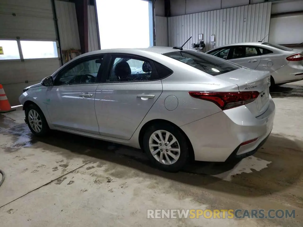 2 Photograph of a damaged car 3KPC24A3XKE061244 HYUNDAI ACCENT 2019