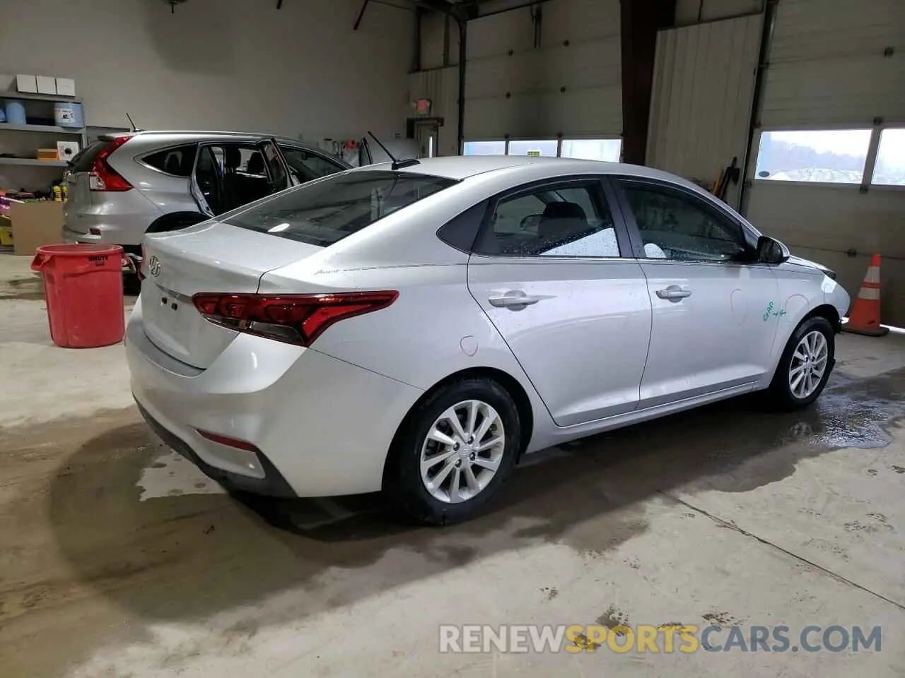 3 Photograph of a damaged car 3KPC24A3XKE061244 HYUNDAI ACCENT 2019