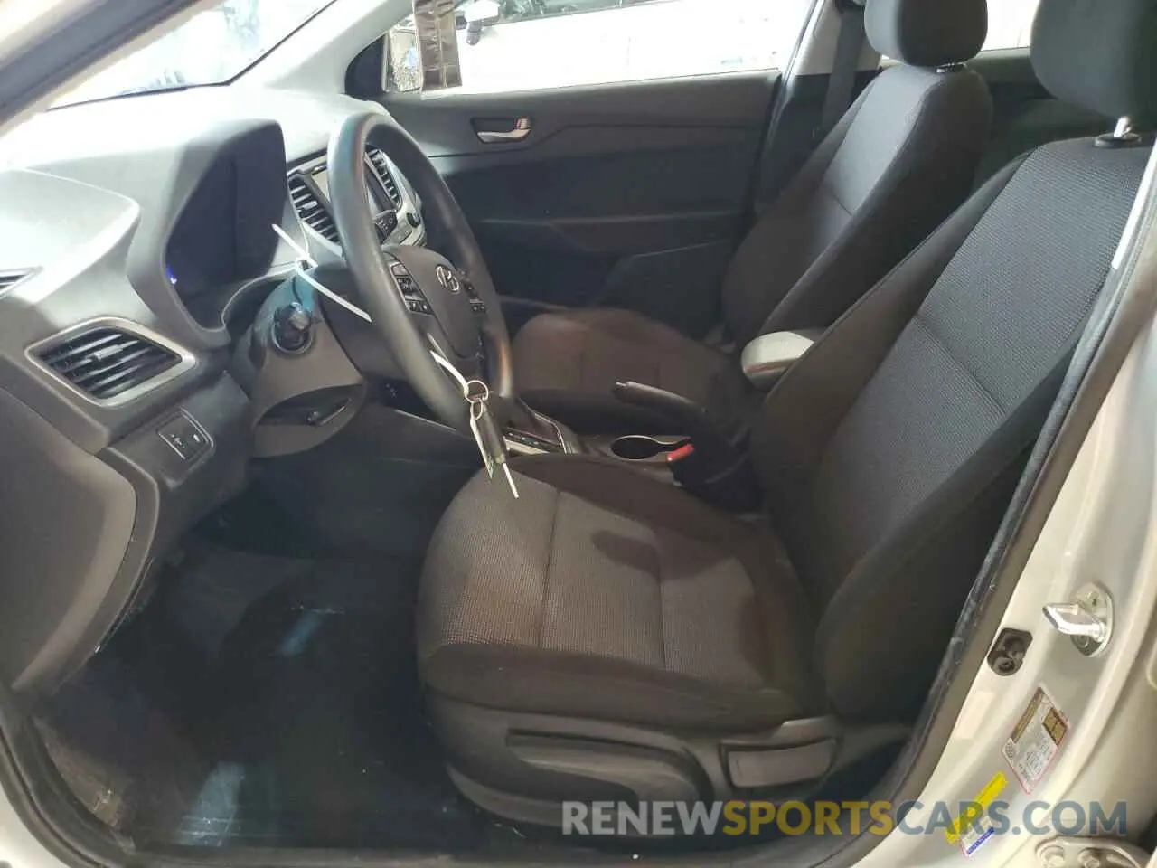 7 Photograph of a damaged car 3KPC24A3XKE061244 HYUNDAI ACCENT 2019